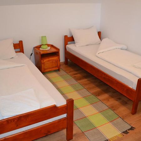 Margareta Vendeghaz Hotel Lupeni  Luaran gambar