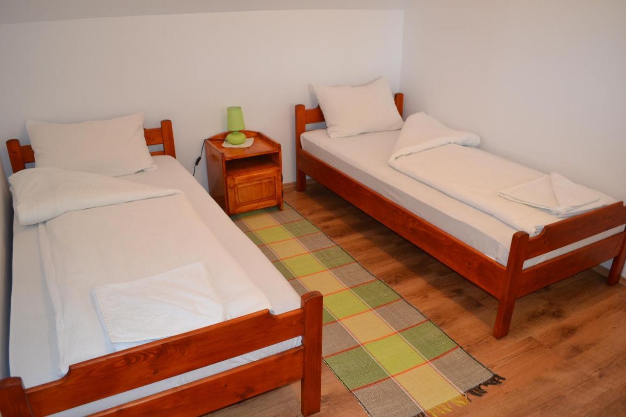 Margareta Vendeghaz Hotel Lupeni  Luaran gambar